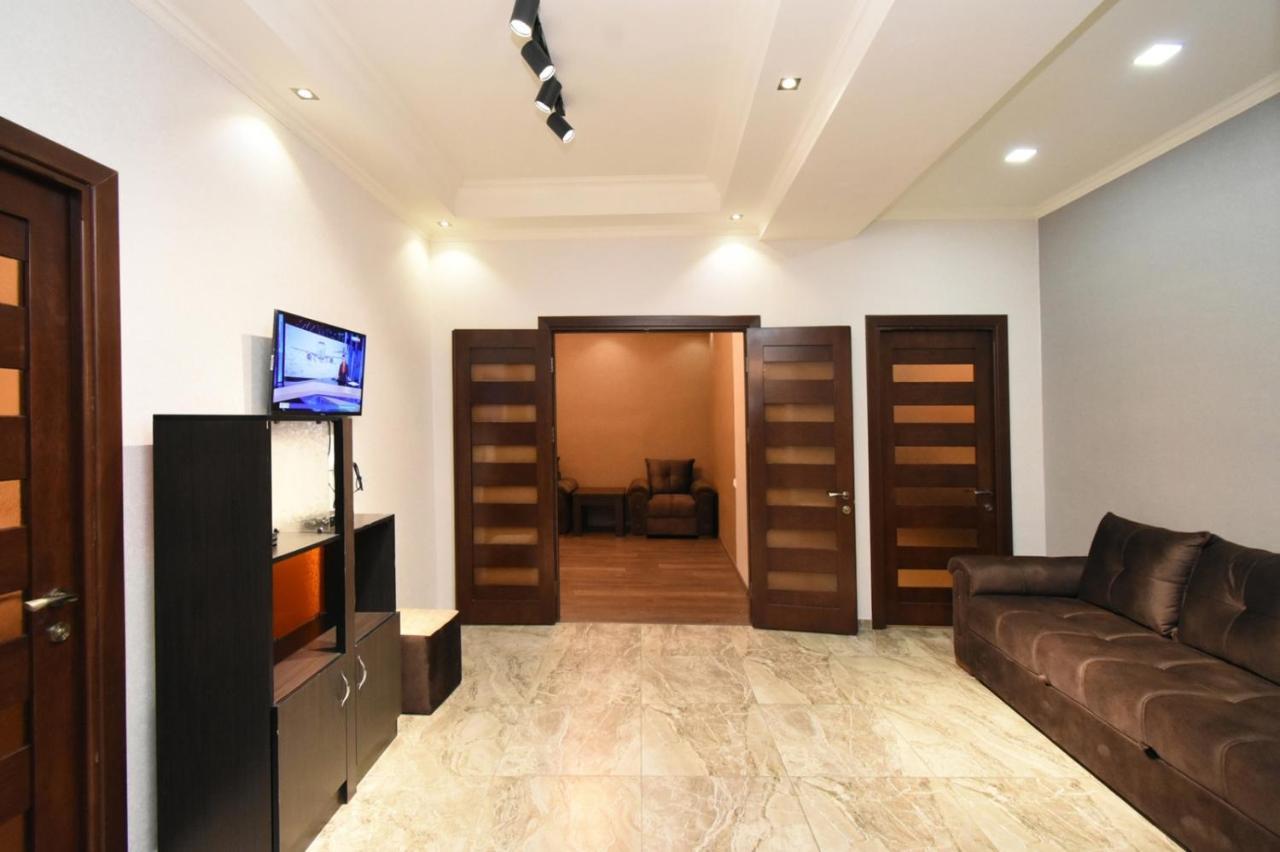Malibu Apartment Yerevan Exterior photo